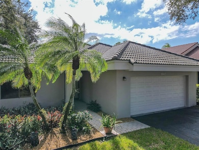 1867 NW 99th Ave, Plantation, FL 33322 - photo 2