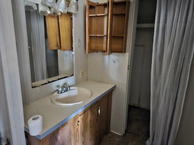 564 Barney Parker Rd, Nashville, GA 31639 - photo 3