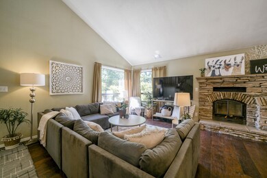 Vaulted Ceilings in Living Room