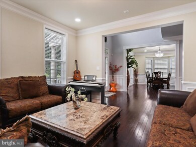 23284 Evergreen Ridge Dr, Ashburn, VA 20148 - photo 7