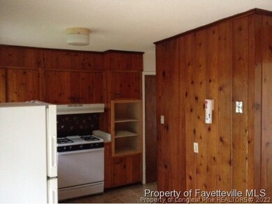 735 Wiltshire Rd, Fayetteville, NC 28314 - photo 7