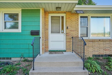 4256 Jackson St NE, Columbia Heights, MN 55421 - photo 5
