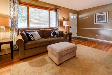 1082 Kendale Rd. N.