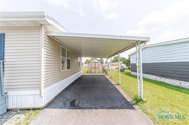 1303 Chateau Cir, Findlay, OH 45840 - photo 6