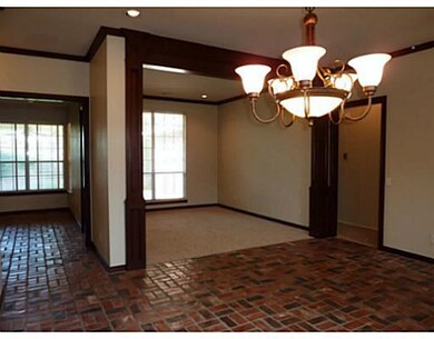 2608 Brenton Dr, Edmond, OK 73012 - photo 2