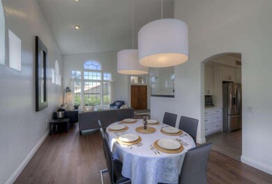 005_Dining - Living Room