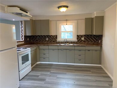 318 Oneida St, Fulton, NY 13069 - photo 6