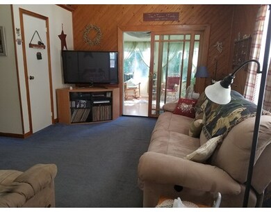 11 Kennedy St, Uxbridge, MA 01569 - photo 5