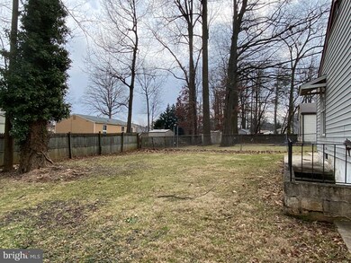 9848 Branchleigh Rd, Randallstown, MD 21133 - photo 5