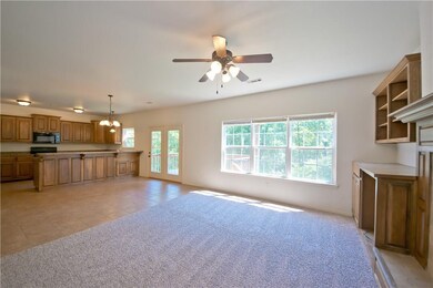 16 Berkshire Dr, Bella Vista, AR 72714 - photo 6