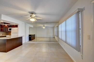 348 Dorset I unit 348, Boca Raton, FL 33434 - photo 6