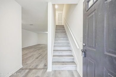 4302 Melissa Ct W, Jacksonville, FL 32210 - photo 5