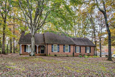 810 Laurel Dr, Asheboro, NC 27205 - photo 2