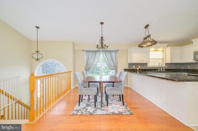 285 Longwood Dr, Bunker Hill, WV 25413 - photo 4