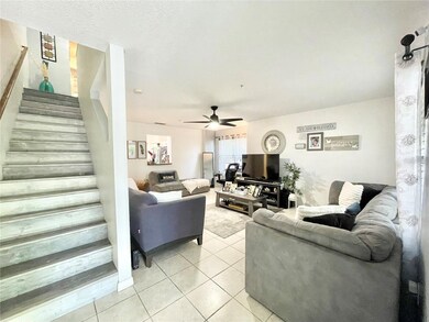 4611 SW 48th Way unit 110, Gainesville, FL 32608 - photo 3