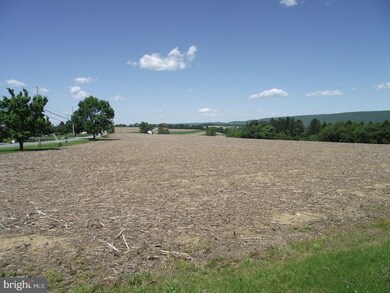 755 S Delps Rd, Bath, PA 18014 - photo 2