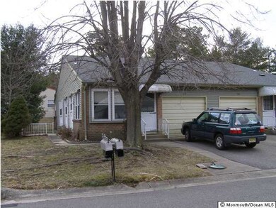 33 Easton Dr, Whiting, NJ 08759 - photo 2