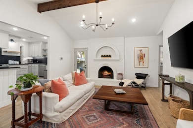 1305 Pecan Dr, Weatherford, TX 76086 - photo 5