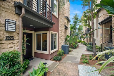 7923 Modern Oasis Dr, San Diego, CA 92108 - photo 4