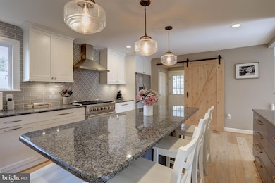 3991 Robin Hood Way, Sykesville, MD 21784 - photo 7