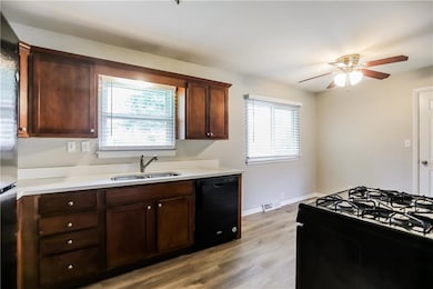 11302 Norton Ave, Kansas City, MO 64137 - photo 5