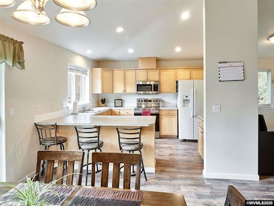 5387 Snowflake St SE, Salem, OR 97306 - photo 4