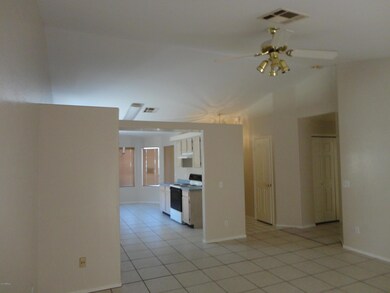 8520 W Palm Ln unit 1105, Phoenix, AZ 85037 - photo 2