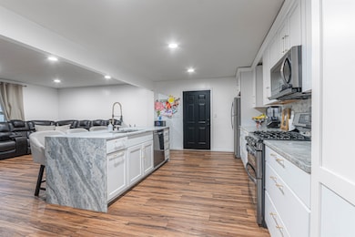 2731 Wendy Ln, Rockford, IL 61109 - photo 7