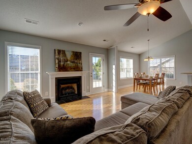 658 Walston Dr, Wilmington, NC 28412 - photo 6