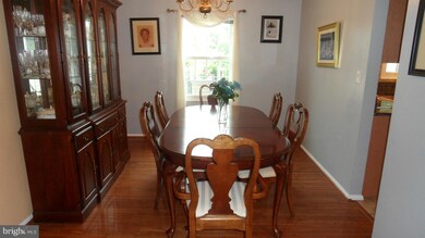 10700 Wayfarer Rd, Germantown, MD 20876 - photo 6