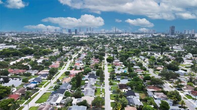 713 SW 4th Ct, Hallandale Beach, FL 33009 - photo 7