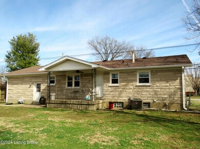 8602 Smyrna Pkwy, Louisville, KY 40228 - photo 2