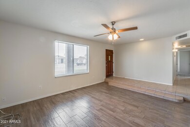 3725 W Barnes Ln, Phoenix, AZ 85051 - photo 6