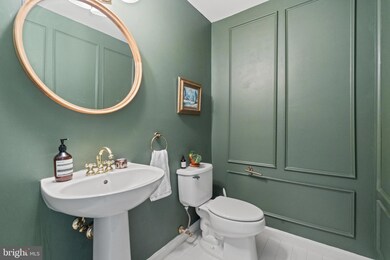 1724 Osage St unit 304, Alexandria, VA 22302 - photo 5