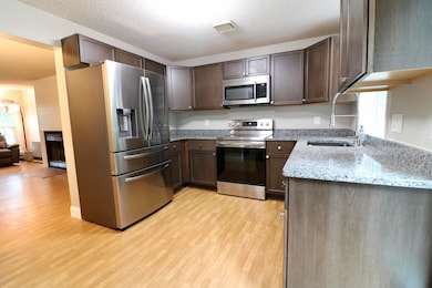 53 NE Village Rd, Concord, NH 03301 - photo 2