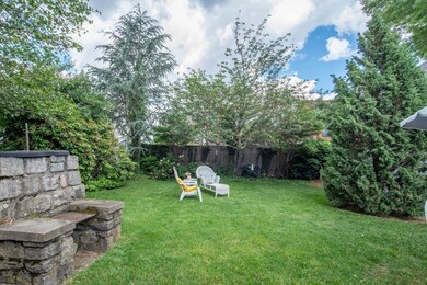 293 Fair St, Warwick, RI 02888 - photo 4