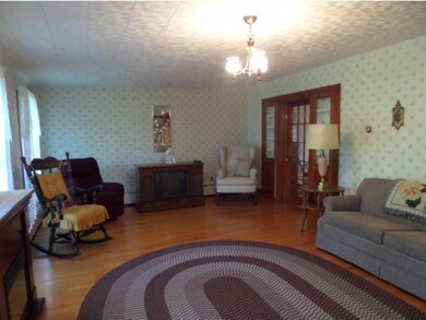 153 Depot St, Readsboro, VT 05350 - photo 6