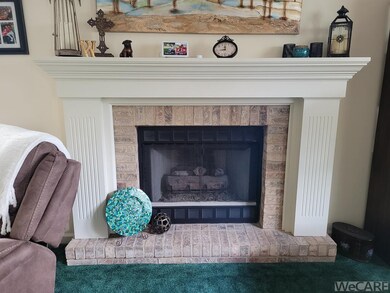 5756 Clover Ridge Dr, Lima, OH 45807 - photo 4