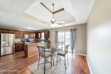 11710 English Meadow Dr, Louisville, KY 40206 - photo 7