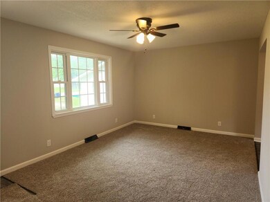 103 Spruce Ln, Windsor, MO 65360 - photo 4