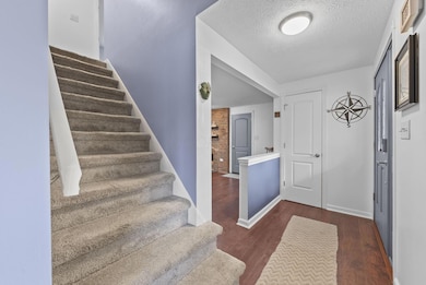 6112 Timberbrook Ln, Columbus, OH 43228 - photo 5