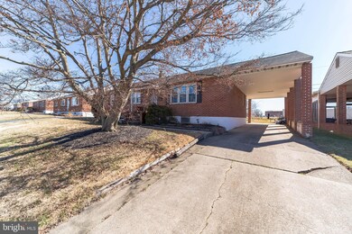 4608 Laura Dr, Wilmington, DE 19804 - photo 2