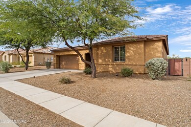 852 W Placita Pozanco, Green Valley, AZ 85614 - photo 5