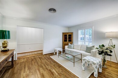 10010 Overbrook Ln, Houston, TX 77042 - photo 6