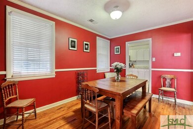 Red makes the dining room really pop!