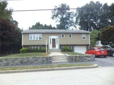 65 Woodview Dr, Cranston, RI 02920 - photo 2