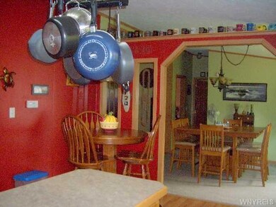 Kitchen KITCHEN INTO DINING ROOM