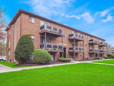 27 Tanager Rd unit 2701, Monroe, NY 10950 - photo 3