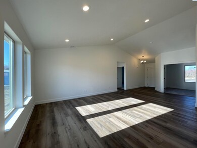 2108 W 5th St, Grandview, WA 98930 - photo 7