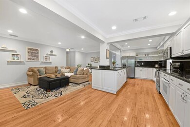 Kitchen & Family